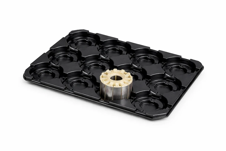 Thermoformed ESD dunnage tray for the automotive industry